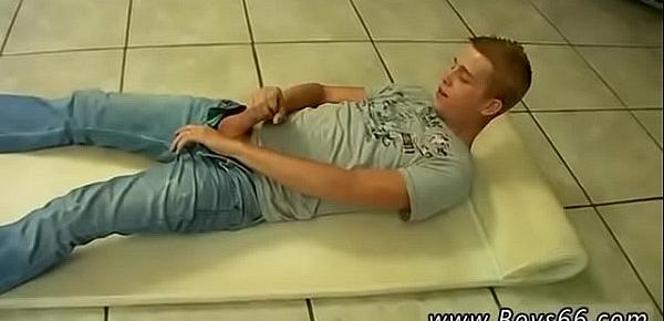  Pissing jeans gay boys Kayden Daniels and Kelly Cooper